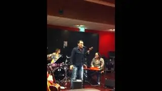 Jan-Peter Bast synthesizersolo in 'Aradim' with Volkan Baydar & sessionband