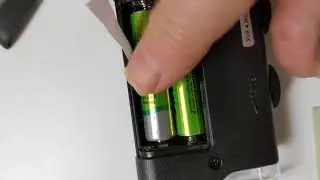 Cell Phone Pocket Microscope Demo 60x 100x Zoom LED UV Built In Lights