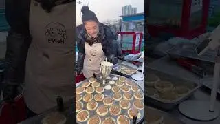 Chinese Breakfast Meat & Egg Buns | Street Griddle Snack Prep at Night Market