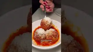 Date Night restaurant in Downtown Miami: ViceVersa is the newest cocktail & pizza bar that everyone
