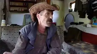 Robinzon sa Vla&scaron;ića sadi lubenice