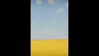 Goofy duel between Su-27 and Gripen using the semi-Cobra