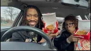 Smooveejayy and his GIRLFRIEND tries the NEW WENDYS TENDYS MEAL!!  DISNEY VS PIXAR DEBATE!!