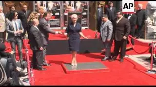 Helen Mirren immortalized in Hollywood hand and foot ceremony