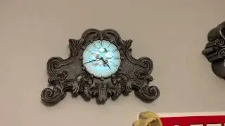 Greenbrier 2025 haunted clock