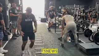 David Benavidez 3 weeks out from fight night working at boxr gym in Miami