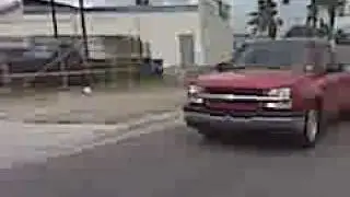 Wila vs red single cab