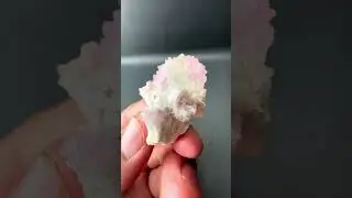 Pink Rose Quartz from Afghanistan | FAM Auctions | Rose Quartz |