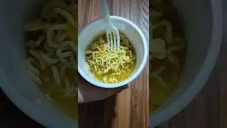 تست نودل جدید الیت🍜#نودل#تست#تستر#noodles#explore#tester#taste#viralvideo#food#youtube
