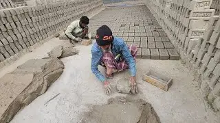 Super Fastest Making Bricks #workers  #clayfarm #shorts #bricks #handmade #soil #muddy #clay #meat