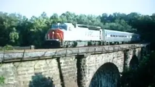 MARC GP40 Diesel Engine 67 Crosses Thomas Viaduct