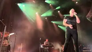 Future Islands - Seasons (Waiting On You) @TivoliVredenburg 02-07-2025