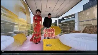 70后的小妹妹带我参观她的房车 房车自驾#户外 #斌子钢铁哥 #旅行 #汽车知识分享