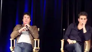 Paul Wesley & Ian Somerhalder - TVD Chicago 2013 - Does flying scare you?