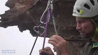 Rock climbing: releasable abseil anchor