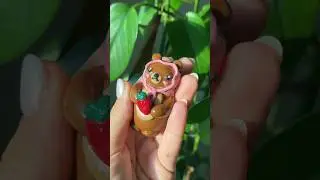 Lets make a strawberry bear out of clay! 🐻🍓 #polymerclay #artist #diy