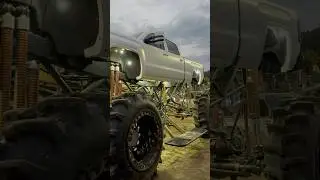 MONSTER GMC! #mudtruck #rwp #gmc #gmcsierra #customvehicle