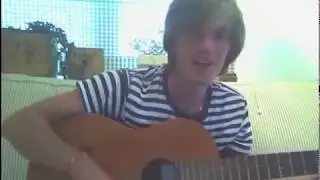 Pewdiepie sings for Marzia years ago
