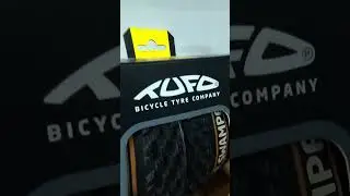 TUFO Bicycle Tyre Company-Gravel at La Course Velo