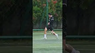 Hati hati kalau kaki tumpuan jauh dari bola #music #football #soccer