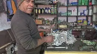 #Bajaj Auto BS4 engine #Bajaj auto rickshaw#three wheeler engine repair part 1#autorickshaw