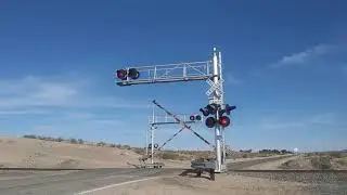 EB BNSF Intermodal Train In Hodge Ca! #bigbossrailfanner