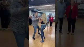 Tutorial bachata f&aacute;cil / aprende bachata social #music #show #comobailar #dance #profesionaldancer