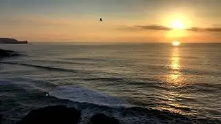 Golden Hour at Poldhu Cove, Mullion &ndash; Cornwall&rsquo;s Coastal Glow