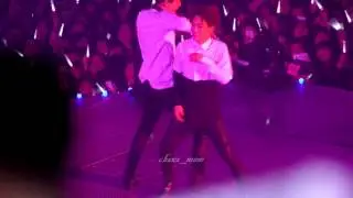 150308 EXO'luxion 찬열-첸 PLAYBOY