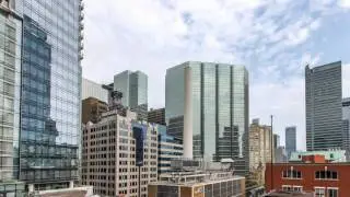 126 Simcoe Street Suite 712