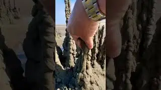 Pouring Sand