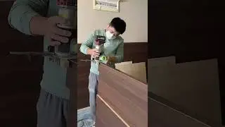 Удивительная настенная подсветка у кровати, сделанная плотником! #деревообработка #сделайсам