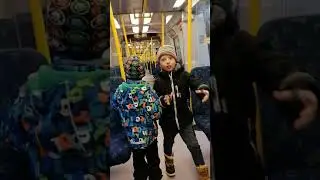 Swedish metro, tunnelbana, u-bahn, r&ouml;dalinjen T13 i Norsborg