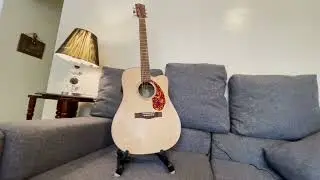 Aroma AGS-08 Aluminum Alloy A-Frame Folding Guitar Stand Review