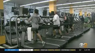 Max Minute: Can Sweat Transmit The Coronavirus?