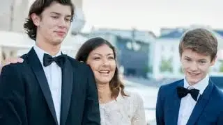 Countess Alexandra and devoted husband Martin chill in the Med with her two princes