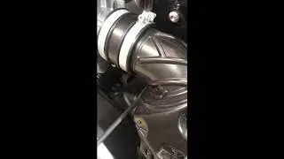 Демонтаж воздушного фильтра Triumph Bobber и установка воздушного фильтра-«пода»