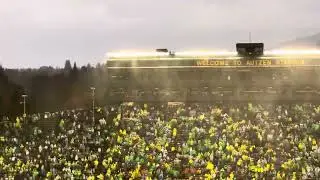 The Rain at Autzen Stadium - Oregon Ducks vs Wisconsin Football 2025 - Video 2