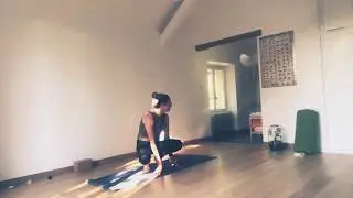 Yoga dynamique #3 #tousalamaison @charlottenansotcoaching