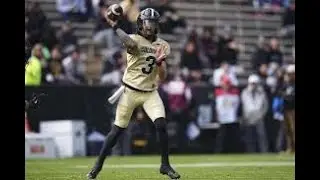 Draft Day Sports College Football - Understanding what goes into passing the ball.