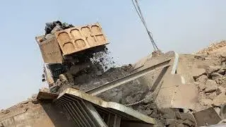 The King of Crushers | Massive Stones Turned to Dust” #rockcrusher #asmr #satisfying #stonecrusher 