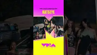 La noche arranca con todo 💥 @katseyeworld en el Pre-Show de los VMAs 🌟🔥
