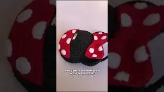 Touquinha, cachecol e bolsa da Minnie feita pra Alice de Londres #bolsadecroche #Alice #bolsaminnie