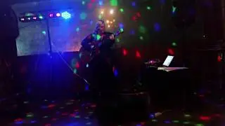 Live - Lightning Crashes