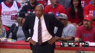 Mike Woodson eating a fans chips 4-22-15