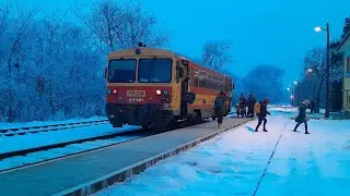 117 214 sz&aacute;m&uacute; Bz-mot egy sz&eacute;p t&eacute;li napon Het&eacute;nyegyh&aacute;z&aacute;n