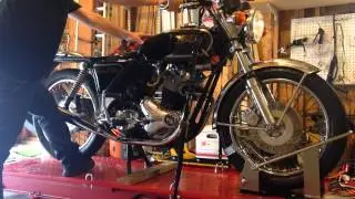 1974 Norton Commando 850 MK2A - First start after installing Tri-Spark Electronic Ignition