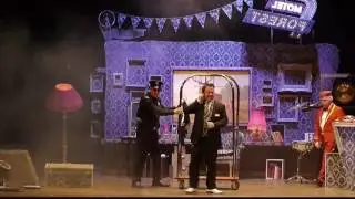 MOTEL FOREST di e con Michele Foresta  (Official Video 3:53)