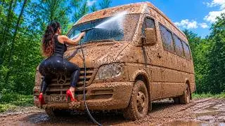 This Mercedes Minibus Was Caked in MUD & DUST for Months… Then She Made It Shine! 🤯