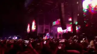 Travis Scott Preforming Highest In The Room After Dislocating Knee @ Rolling Loud NY